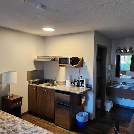Bon Voyage Inn Prince George Exteriér fotografie
