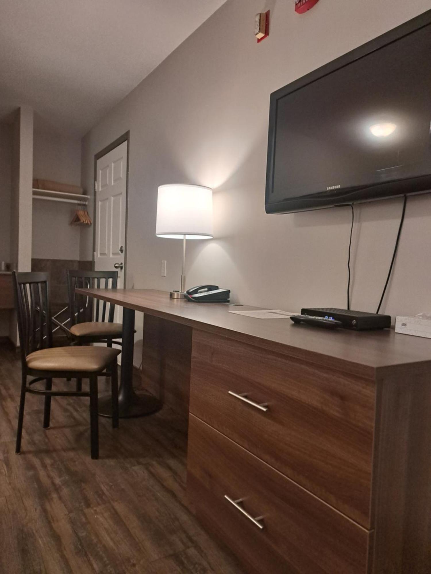 Bon Voyage Inn Prince George Exteriér fotografie