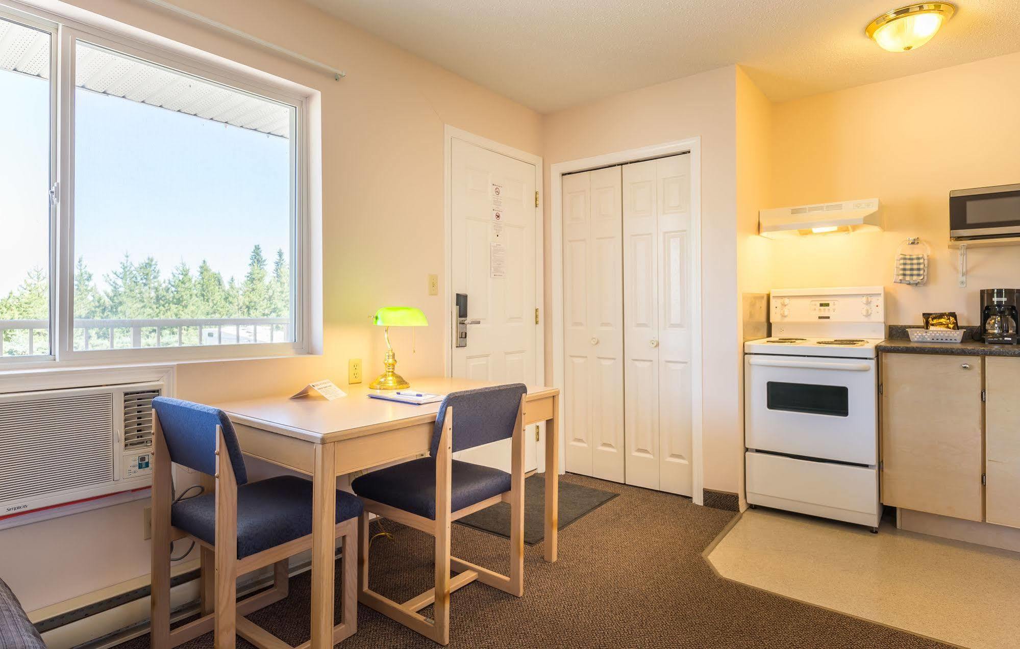 Bon Voyage Inn Prince George Exteriér fotografie
