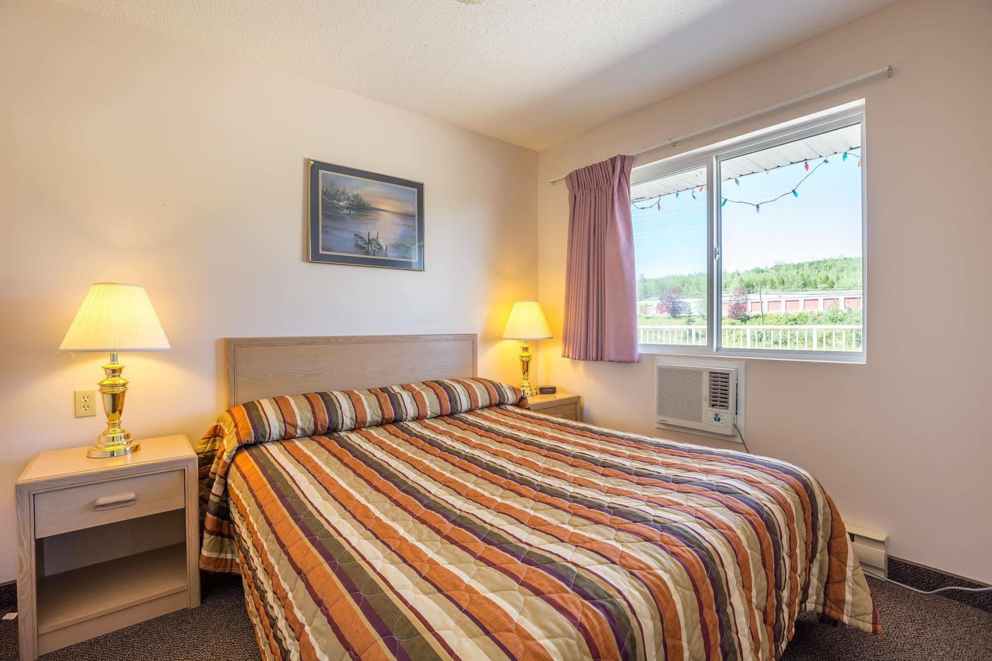 Bon Voyage Inn Prince George Exteriér fotografie