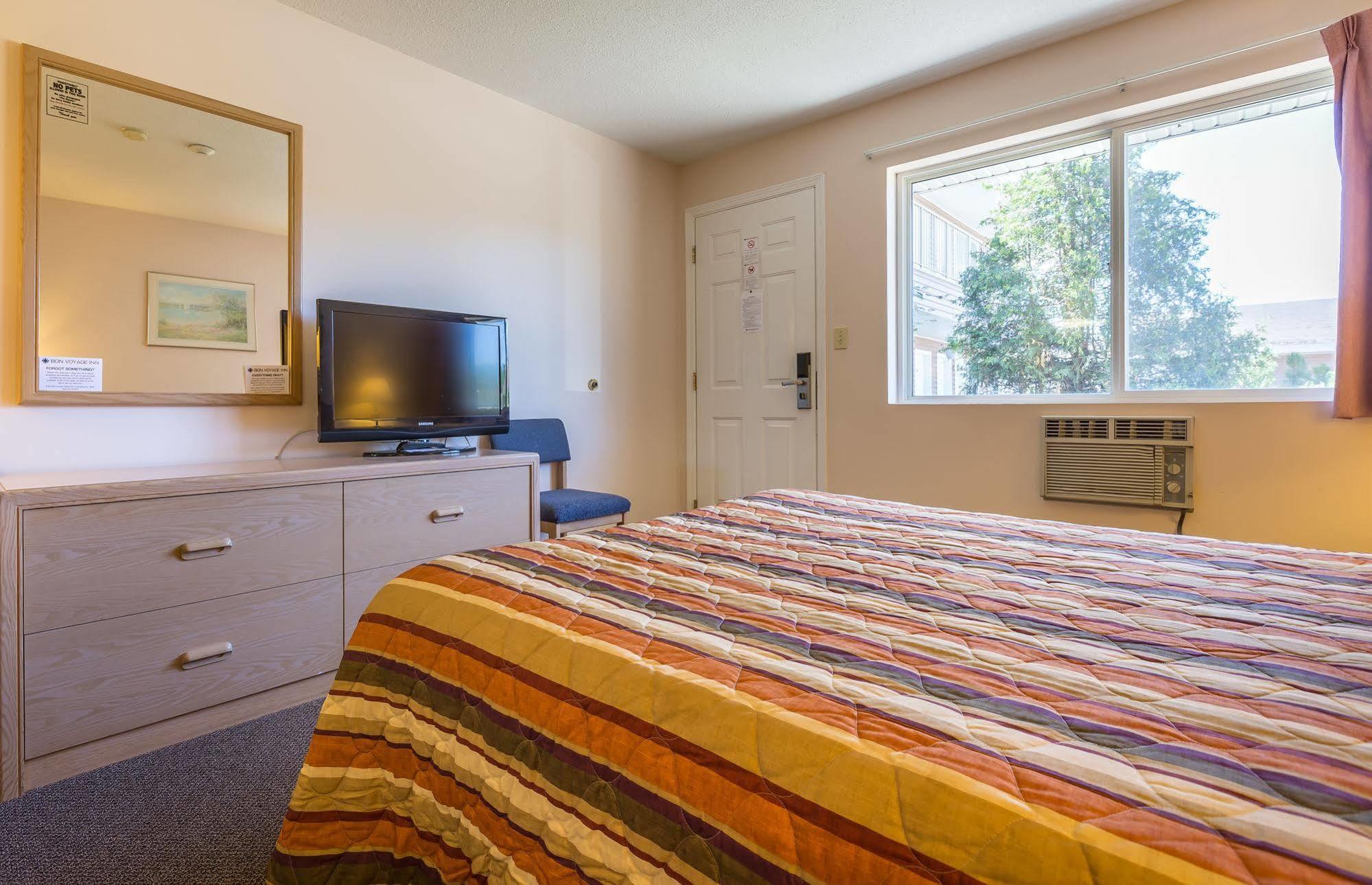 Bon Voyage Inn Prince George Exteriér fotografie