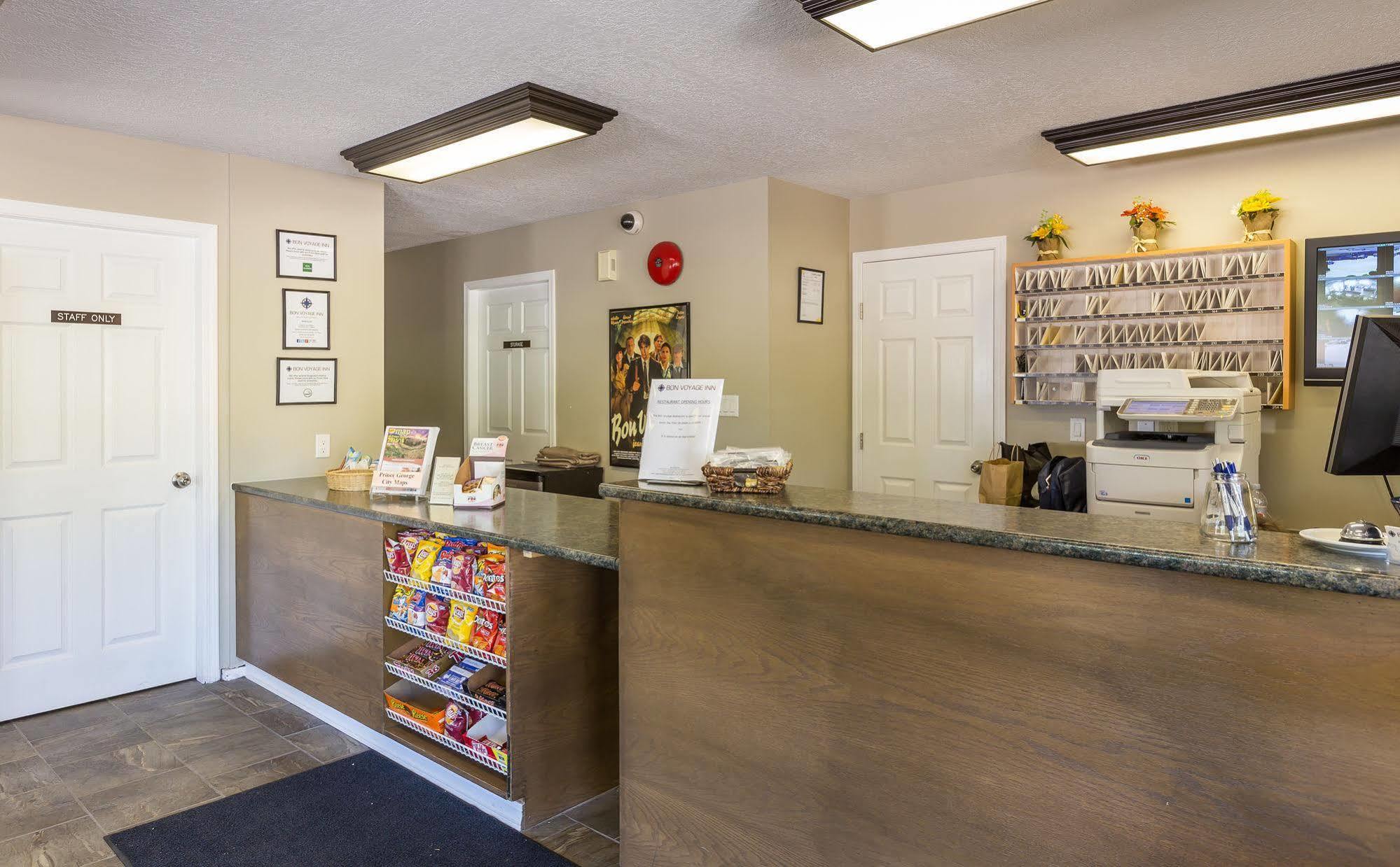 Bon Voyage Inn Prince George Exteriér fotografie